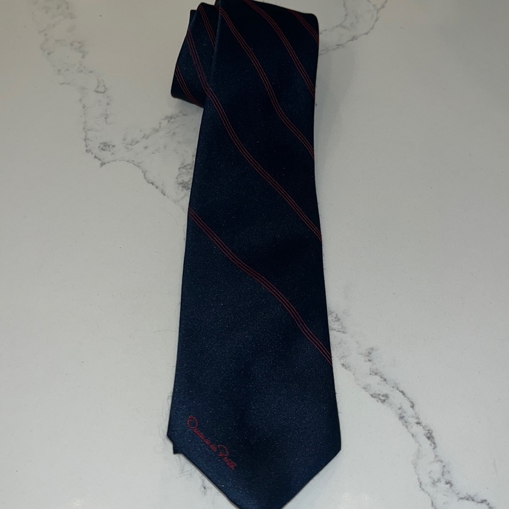 Oscar de la Renta tie